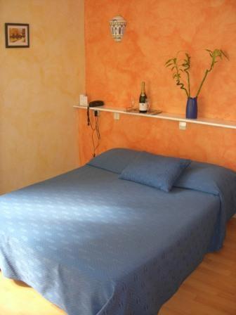 Les Mimosas Hotel Lunel  Szoba fotó