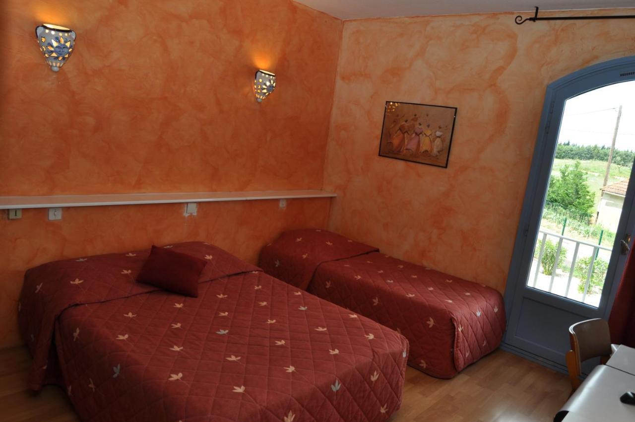 Les Mimosas Hotel Lunel  Szoba fotó
